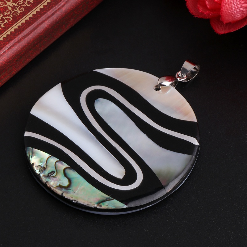 Vòng cổ Mặt Tròn Họa Tiết Vỏ Sò Tự Nhiên Nhiều Màu Sắc