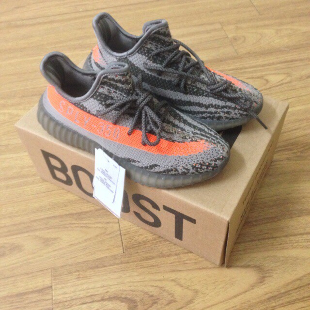 Giày thể thao Sneaker  yeezyboost 350v2 beluga ( ghi vạch cam ) | BigBuy360 - bigbuy360.vn