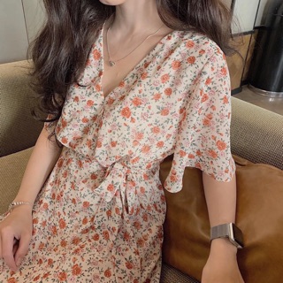 Đầm voan hoa đắp chéo