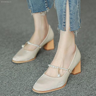Đôi giày cao gót đế dày phong cách mary jane cổ điển dành cho nữ