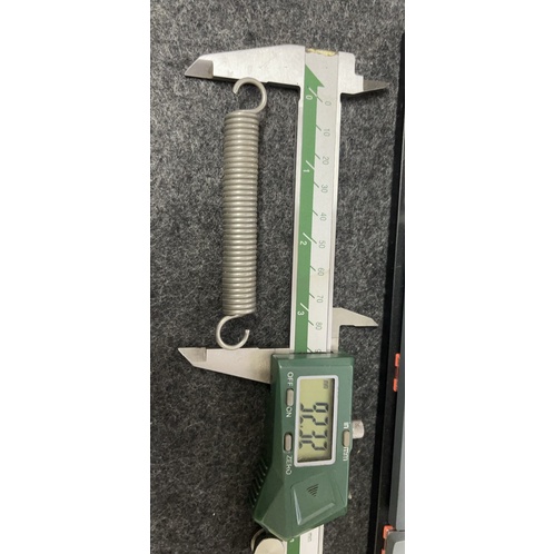 Lò xo kéo inox phi 12 sợi 1.8 dài 92.