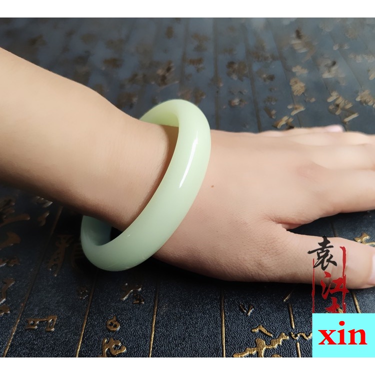 Vòng Tay Đá Ngọc Bích Phát Quang Siêu Sáng