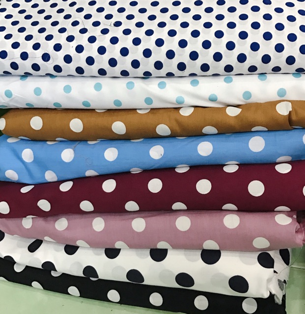 Set 5m vải chấm bi