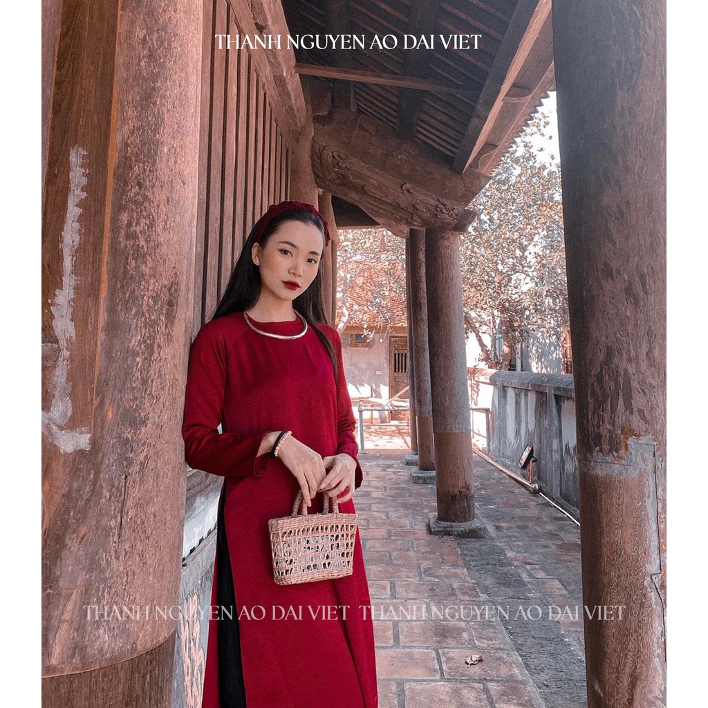 Áo dài đỏ dáng suông truyền thống lụa Tây Thi