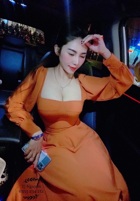 Đầm xoè tay phồng