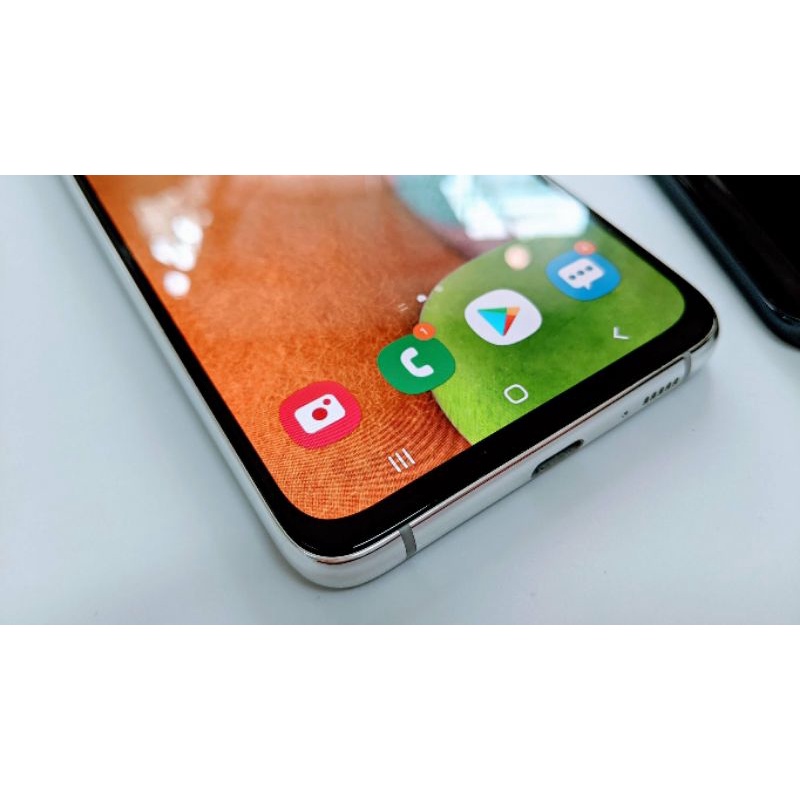 Điện thoại Samsung Galaxy A90 5G màn hình khủng, chip snap 855 ram 6GB chiến game mượt
