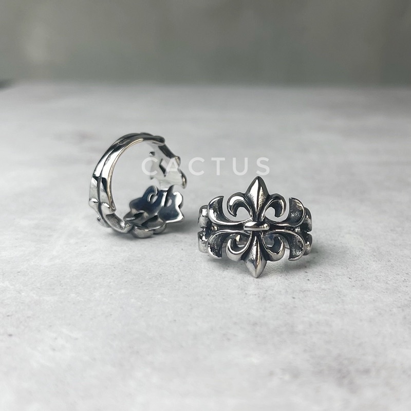 Nhẫn CHROME HEART thép titan không gỉ 4