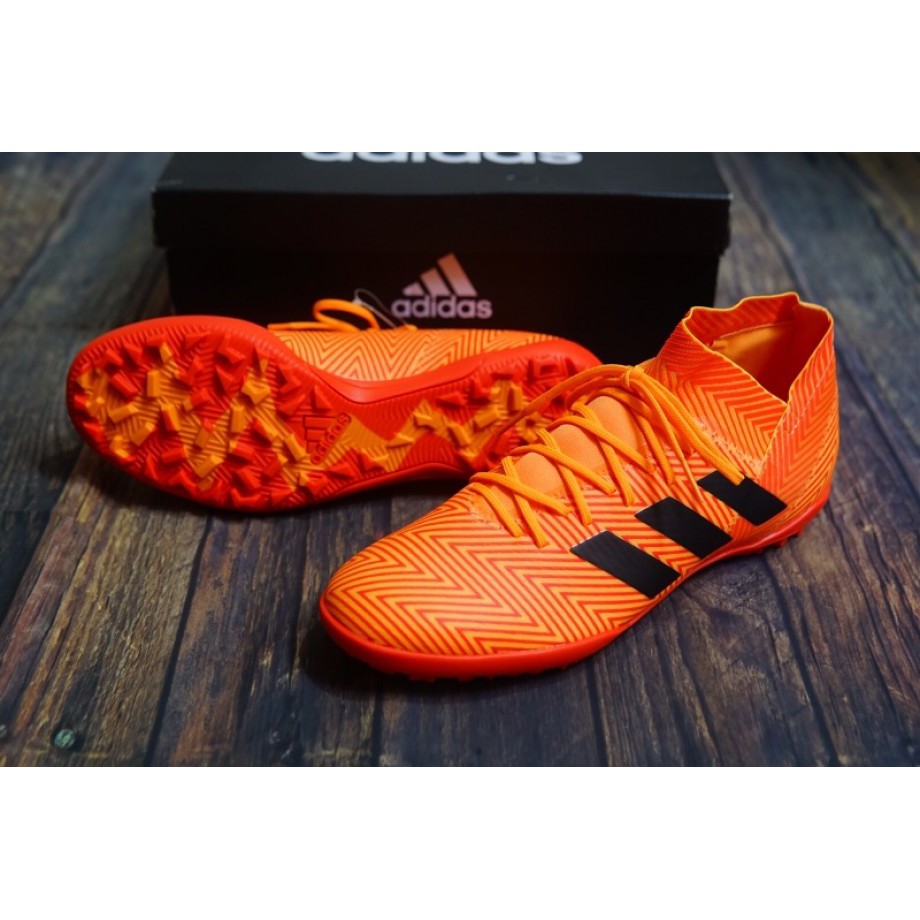 Giày đá bóng Nemeziz Messi 18.3 Đế TF