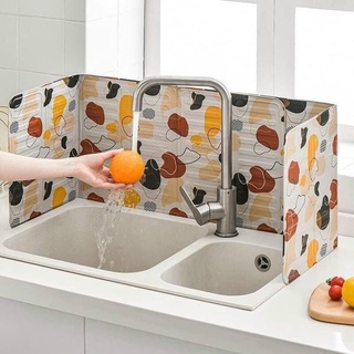 Tấm chắn dầu mỡ bằng lá nhôm cách nhiệt tiện dụng nhiều hoa văn