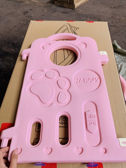 Tấm lẻ quây nhựa