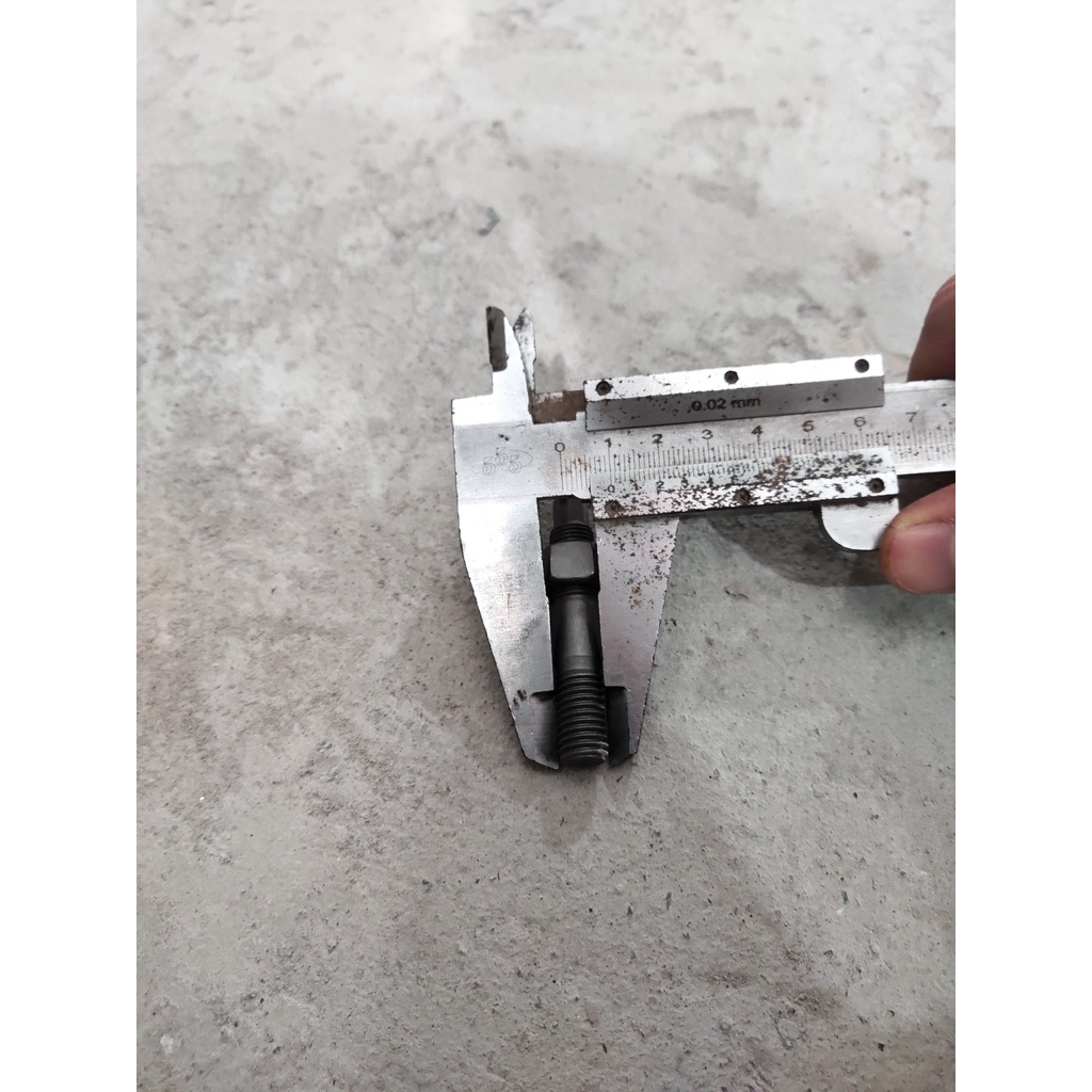 Sản phẩm gia đình làm: Ốc láp phi 10 xám 2 đầu ren