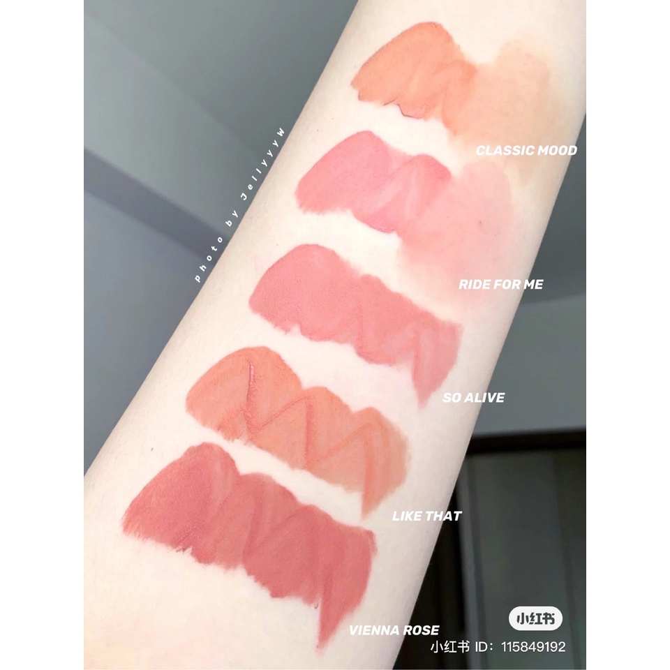 Má Hồng Kem dạng lì 3CE Velvet Liquid Blusher 3.4g