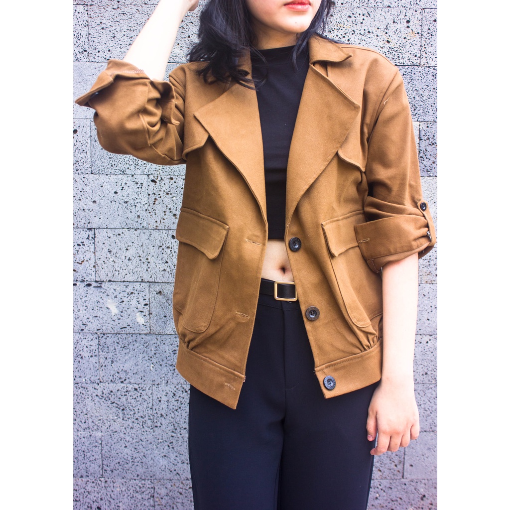 [CGM] ÁO KHOÁC BLAZER CỔ VEST RETRO CHẤT LIỆu Kaki Dày Dặn sịn xò | BigBuy360 - bigbuy360.vn