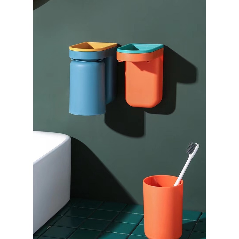 Giá Đựng Bàn Chải Kem Đánh Răng Kèm Cốc Súc Miệng Dán Tường