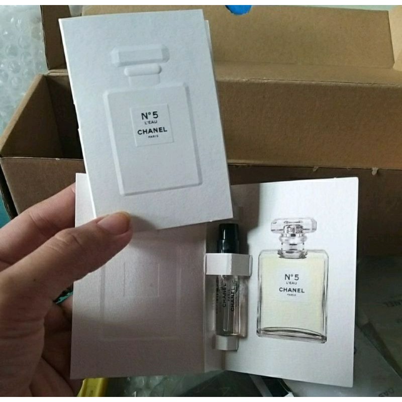Chanel No5 l'eau/ mẫu thử thơm dai giữ mùi