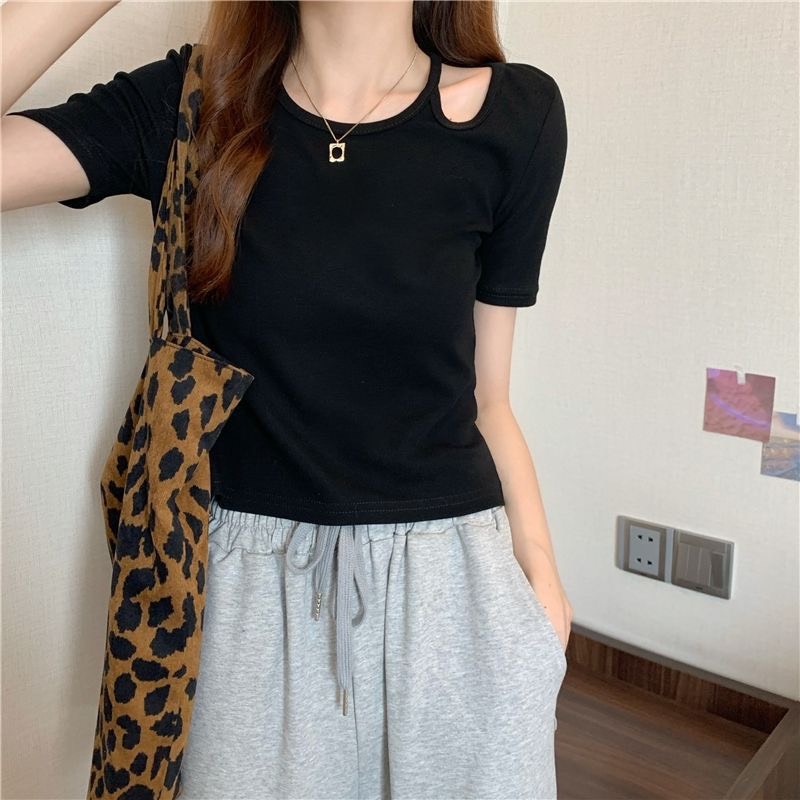 Áo Kiểu Nữ Tay Ngắn, Áo Thun Nữ Thiết Kế Khoét Vai Đủ Size S,M,L