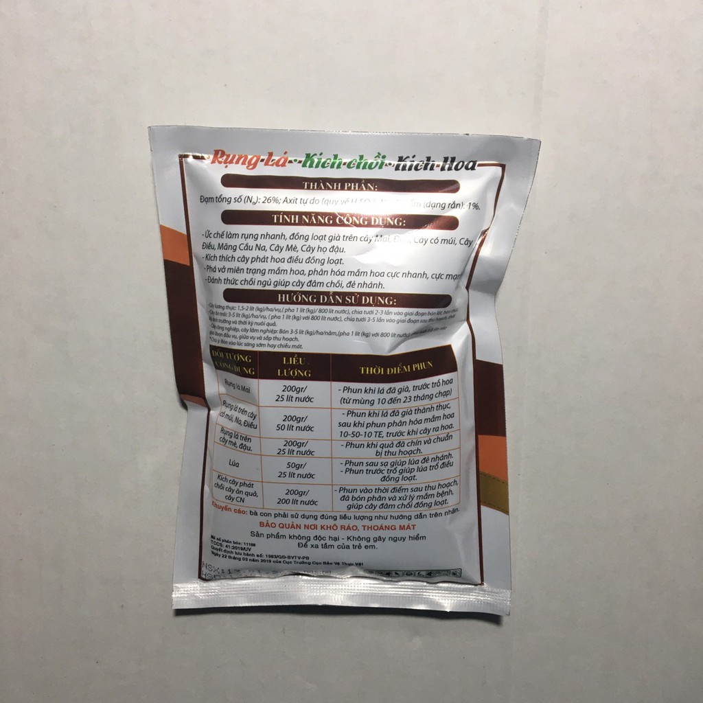Thuốc xịt rụng lá mai , Gói 200 gram pha 25 lít nước