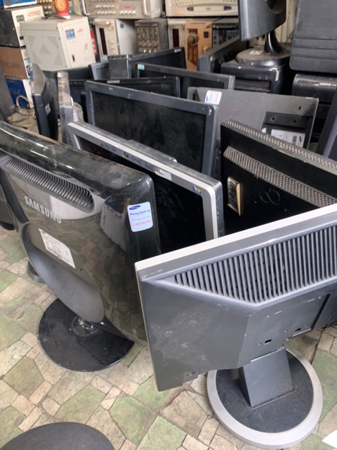 [Mã 157ELSALE hoàn 7% đơn 300K] Màn hình Lcd 17” ko chân đế panel sáng đẹp | BigBuy360 - bigbuy360.vn