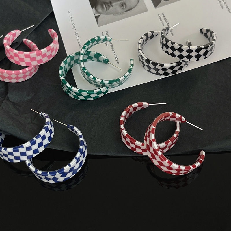 Bông Tai Loại C Bằng Acrylic Màu Sắc Ngọt Ngào Cho Nữ