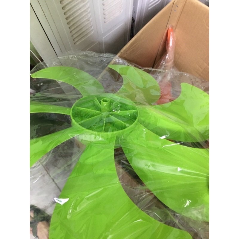 Cánh quạt 7 cánh xanh