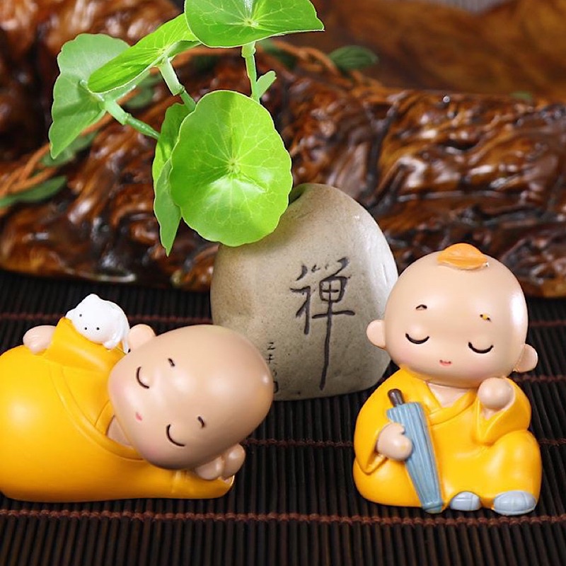 Bình hoa chữ Thiền tí hon bằng gốm tặng kèm 6 lá sen