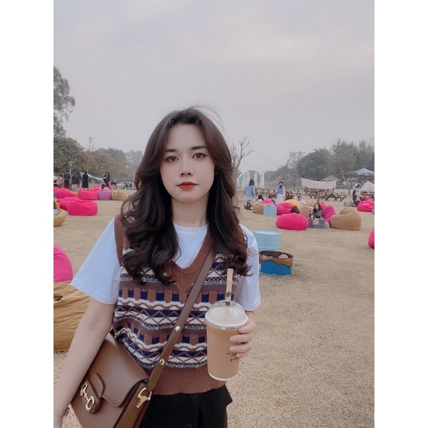 Áo ghile len thổ cẩm diện Tết