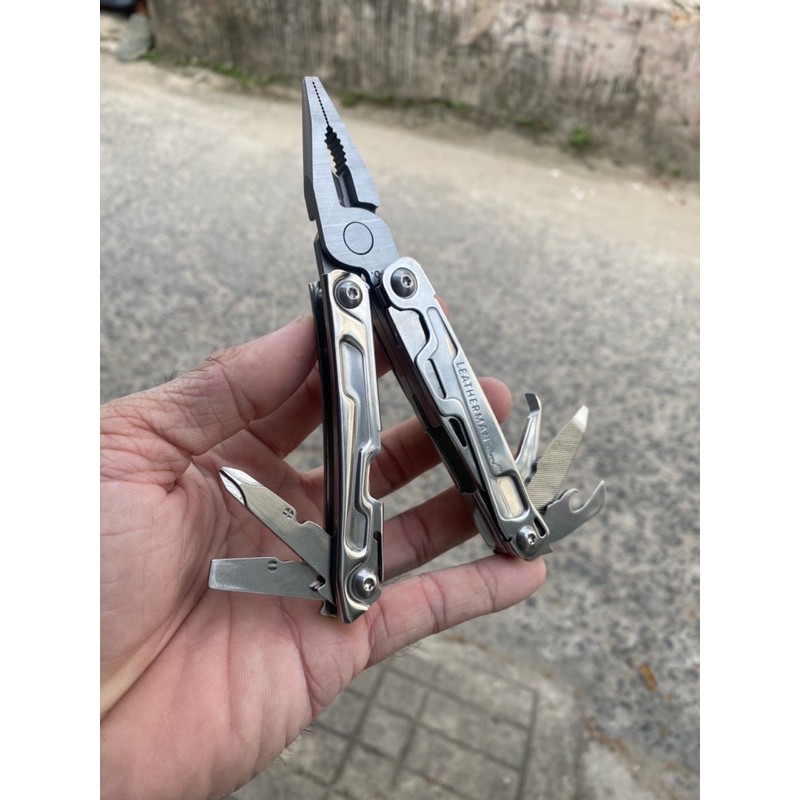 Kềm đa năng Leatherman REV new 100%