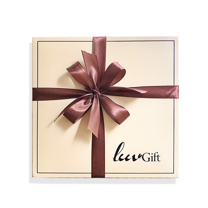 Hộp đựng quà vuông màu trắng sữa - hộp quà sang trọng LuvGift kèm nơ, rơm lót | WebRaoVat - webraovat.net.vn