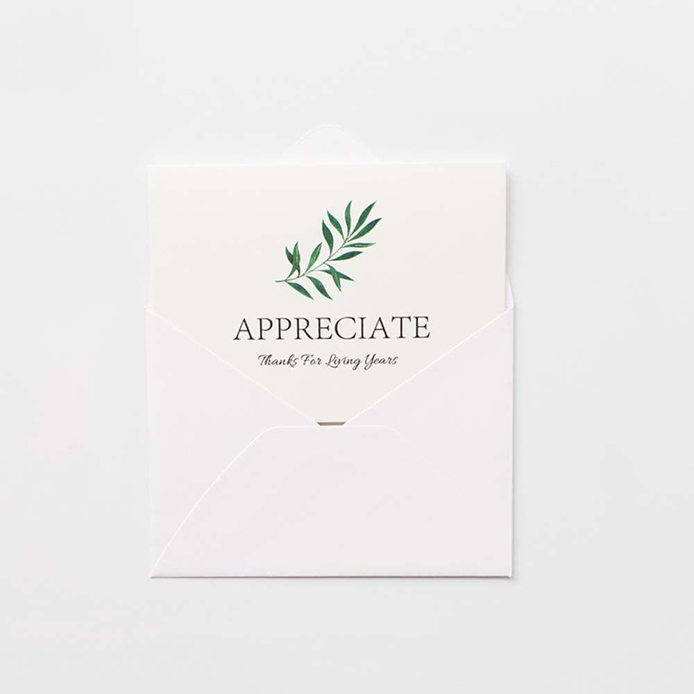 Thiệp Chúc Mừng Sinh Nhật / Tốt Nghiệp Màu Ngà Đơn Giản