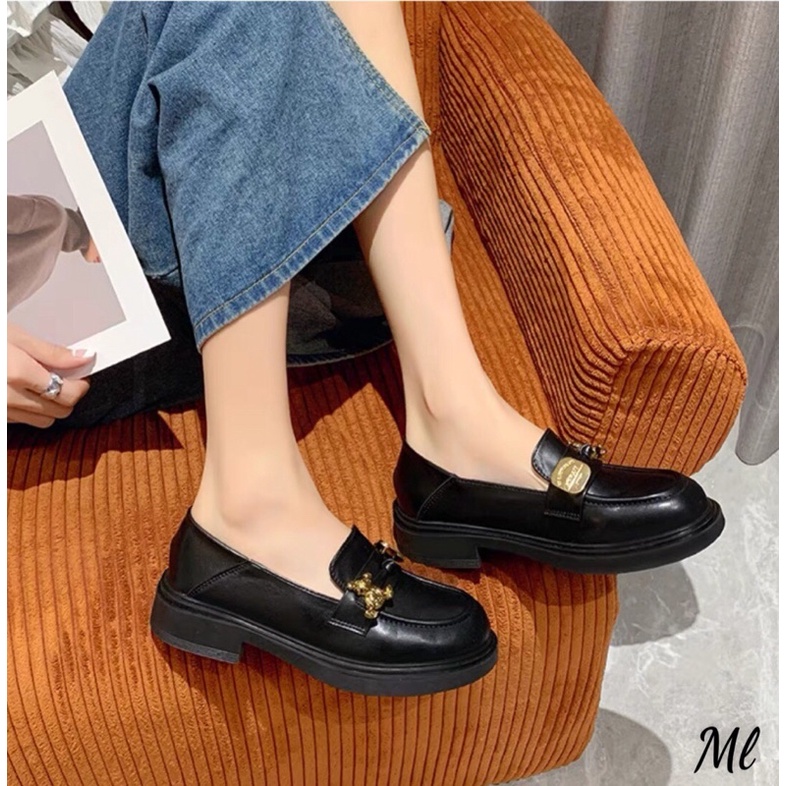 GIÀY MOCA KHOÁ GẤU