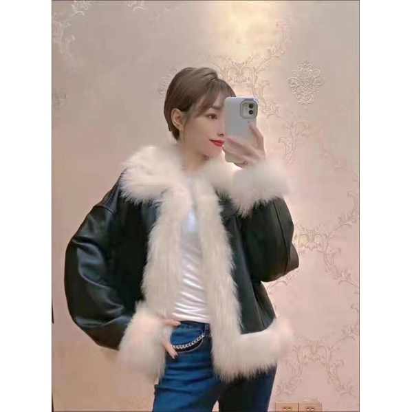 Áo khoác da viền lông