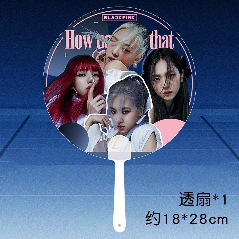 Set đồ lưu niệm hình nhóm nhạc Blackpink gồm dây đeo + nhật ký + móc khóa + quạt + thẻ độc đáo