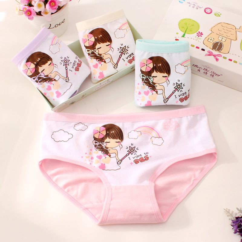 Set 4 Quần Chíp Tam Giác Smile cho bé gái (9kg-38kg)