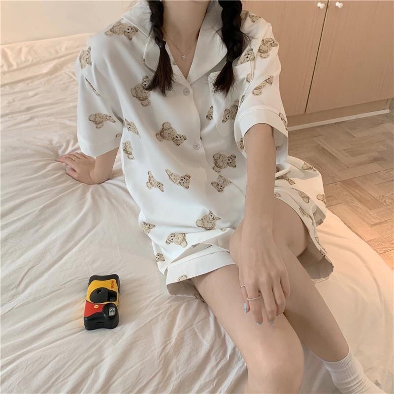 Bộ ngủ pizama cộc tay gấu hồng kate lụa loại 1 yêu luôn