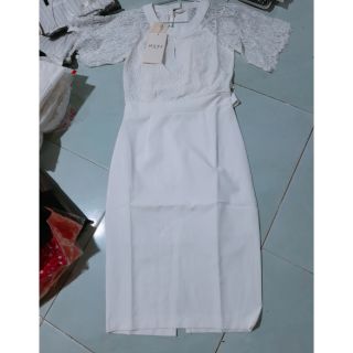 Đầm ren cao cấp