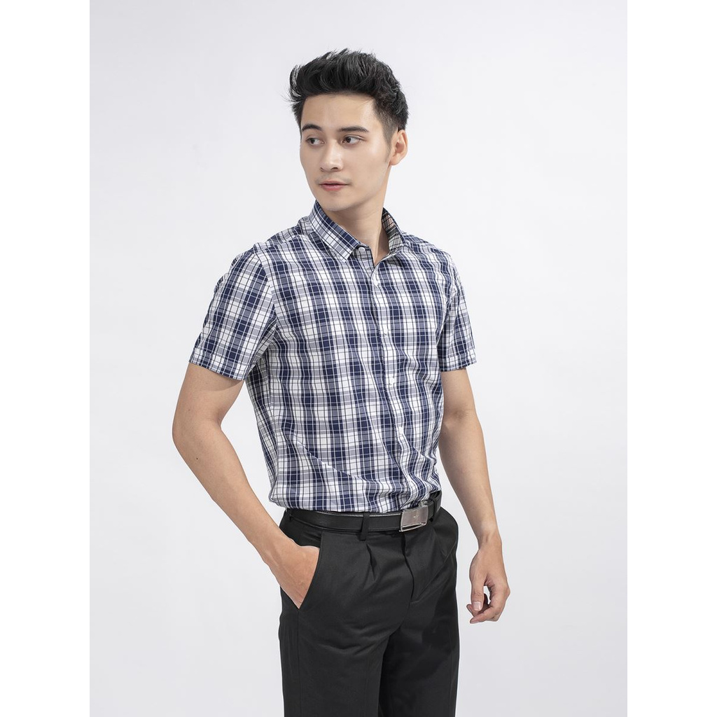 Áo Sơ Mi Nam Tay Ngắn Aristino ASS003S9 Màu Trắng Caro Xanh Dáng Slim Fit Tà Lượn Vải Sợi Tre