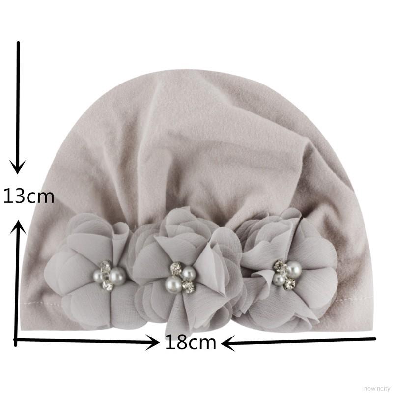 Mũ trùm đầu trang trí hoa và ngọc trai xinh xắn cho bé