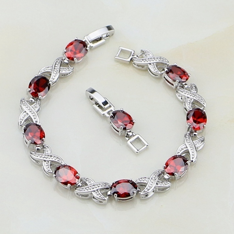 Vòng tay nữ đính đá hình oval hồng ngọc / đỏ thời trang