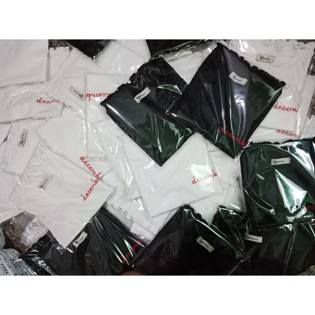 ÁO CROPTOP DECEMBER