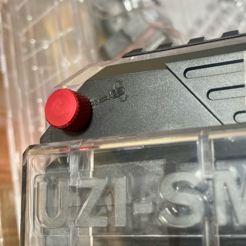 Hộp Catton UZI 38x30cm