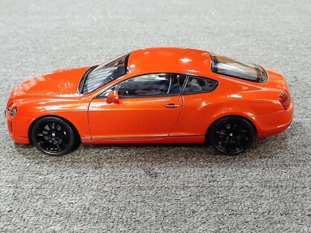 Xe Mô Hình Bentley Continental Gt 1:18 Welly-Fx (Cam)