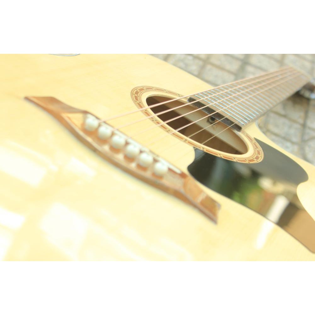 Guitar acoustic giá rẻ có EQ 7545R ES140