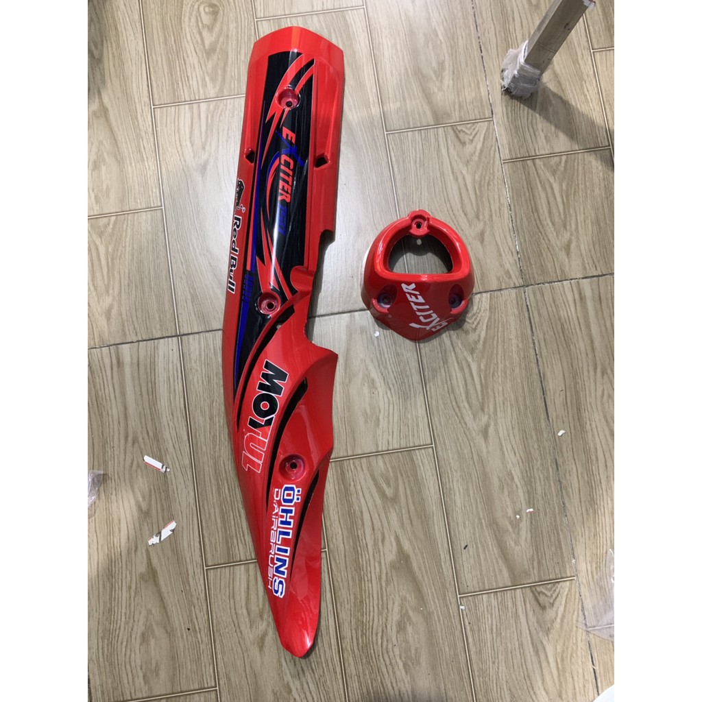 Ốp pô và chụp đích pô xe exciter 150 màu đỏ đen