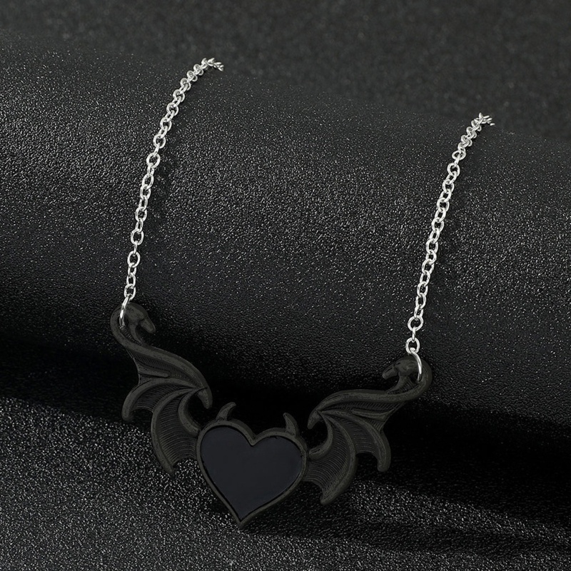 Vòng cổ Mặt Trái Tim Đôi Cánh Ác Quỷ Phong Cách Hip Hop