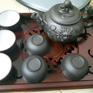 Bộ ấm trà rồng đen