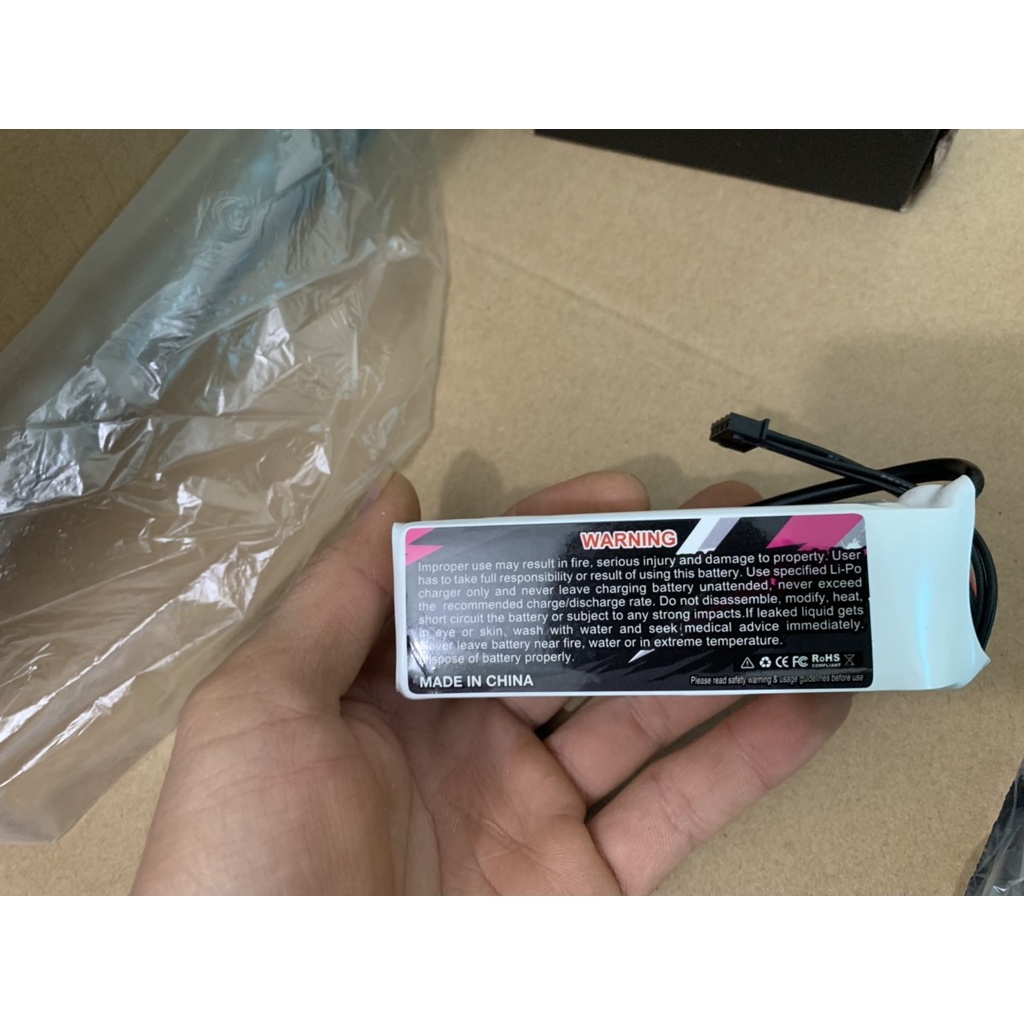 Pin Lipo CNHL 2200mah 3s 30C, 40C hàng chất chính hãng