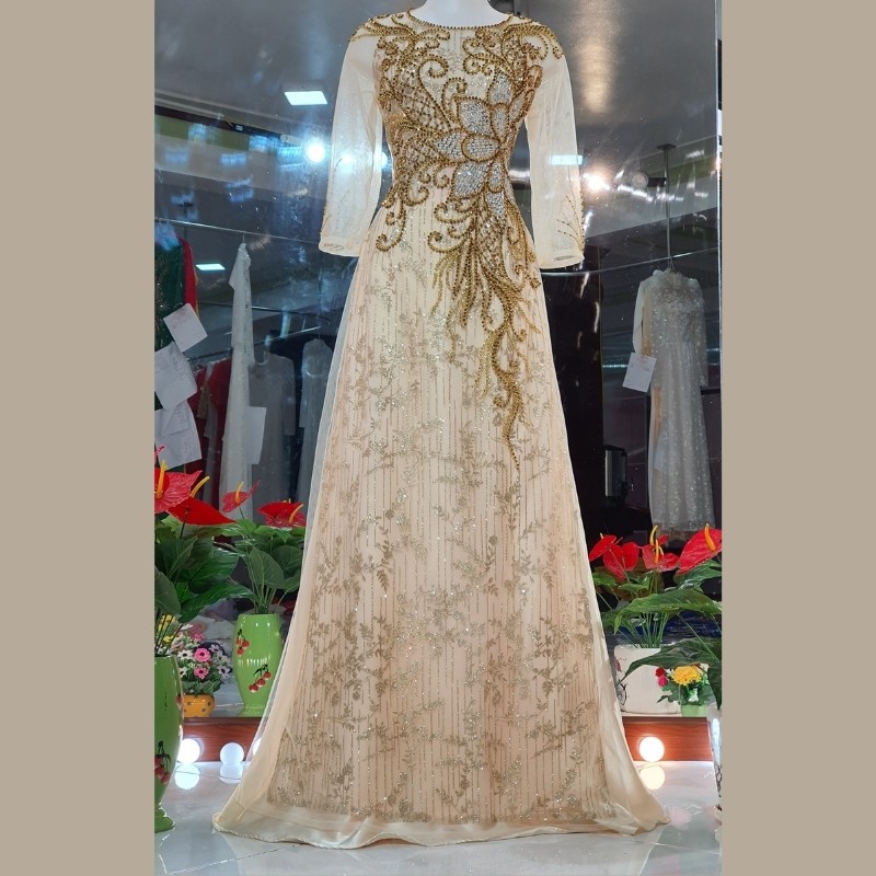 Áo Dài Cô Dâu – Áo Dài Cưới Hot Trend 2021 Màu Da Sang Trọng ADC01