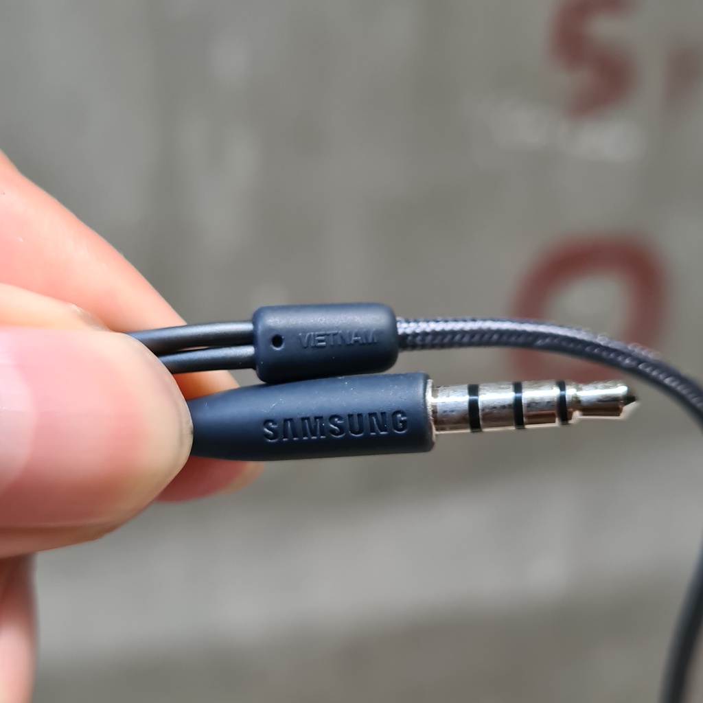 Tai nghe AKG chính hãng SAMSUNG có MIC và điểu chỉnh âm lượng, tương thích nhiều dòng điện thoại android và laptop