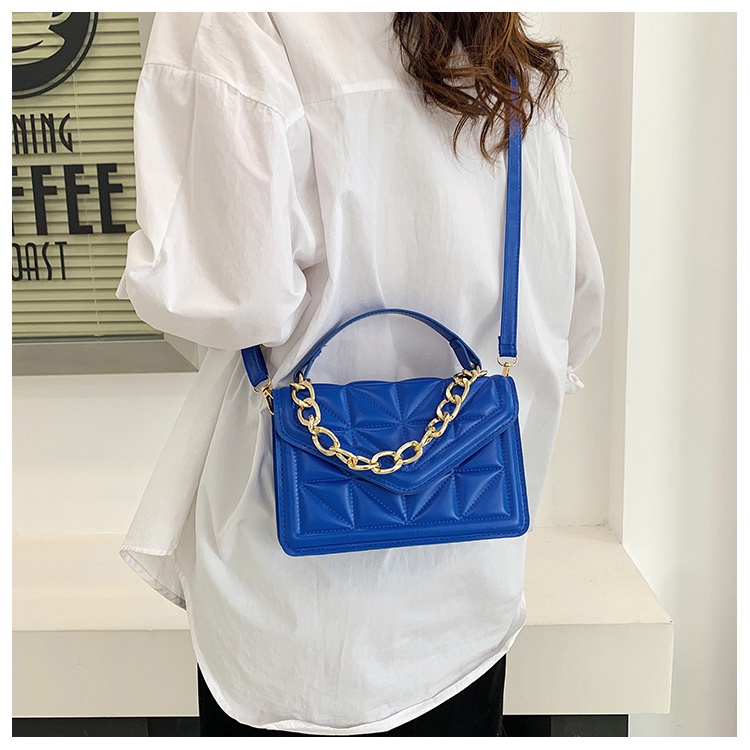 Túi đeo chéo vai IELGY kiểu vuông nhỏ họa tiết hình thoi phối xích thời trang cho nữ