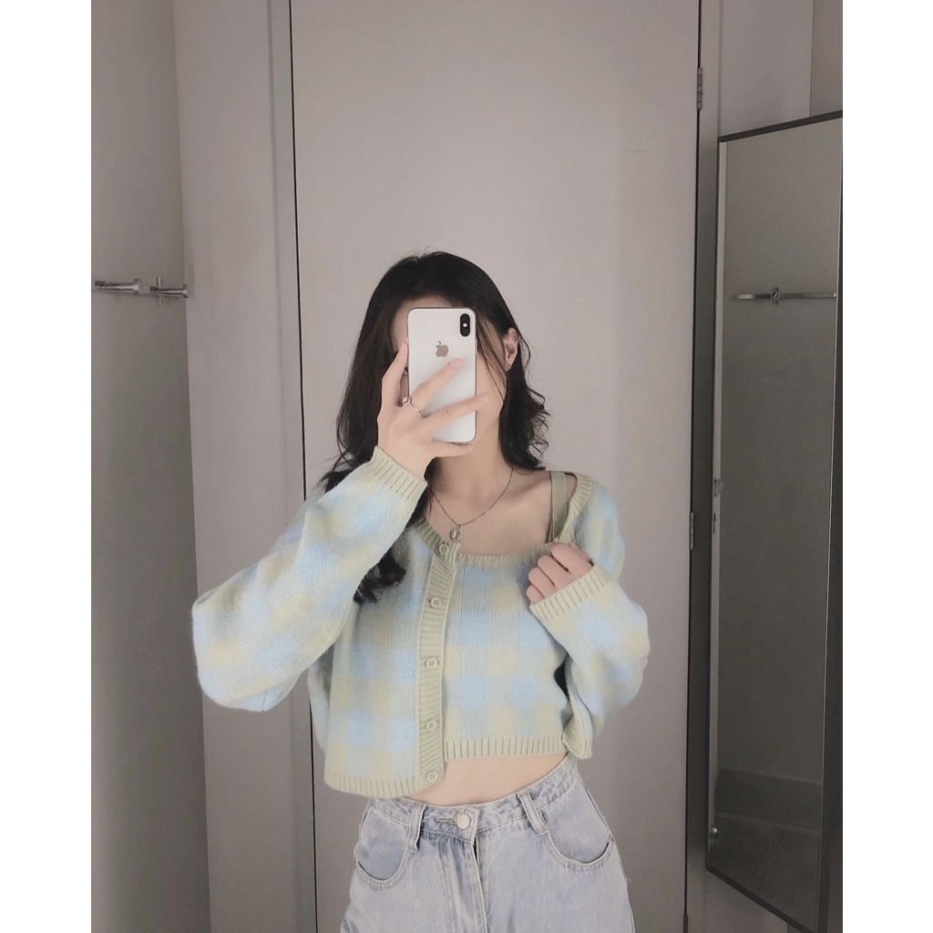 Sét áo cardigan khoác ngoài và áo dây họa tiết ô vuông B05, áo khoác cardigan lennhiều màu, dáng croptop cực dễ phối đồ.